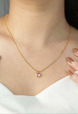 BLUSH HEART NECKPIECE