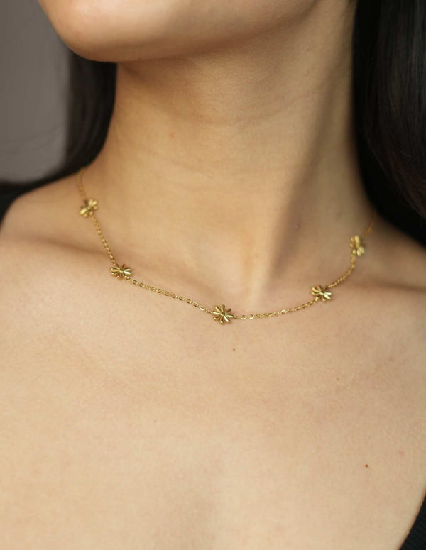 VERO NECKPIECE